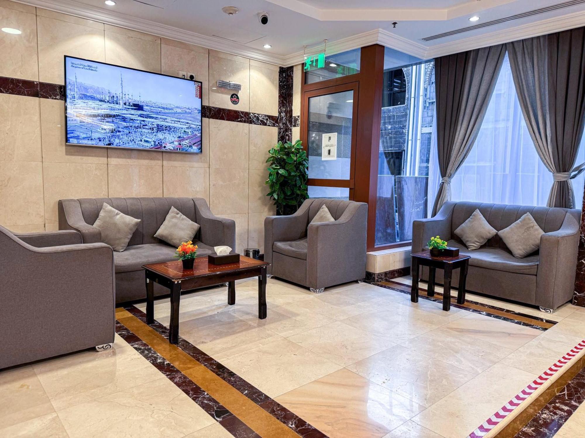 Rabwat Al Safwah Golden Hotel Medine Dış mekan fotoğraf